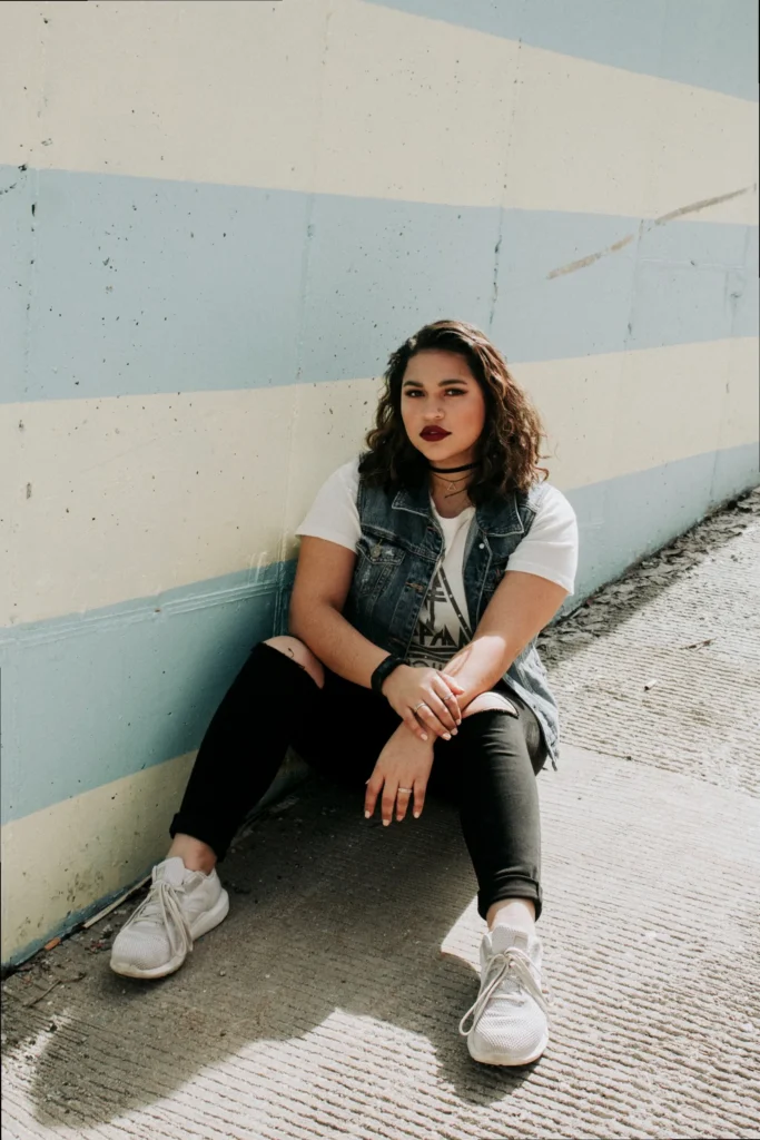 Confident savage captions for self-empowerment