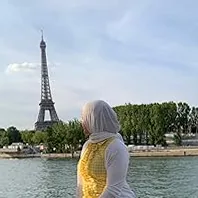 A confident person embodying unapologetic self-love, radiating fierce independence.